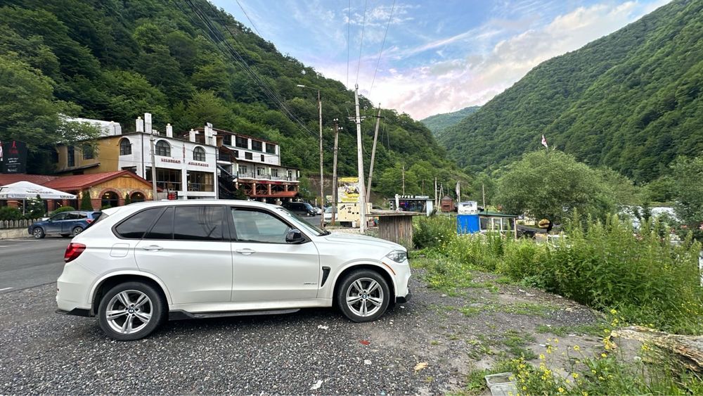 Диски с шинами летние пирели на BMW