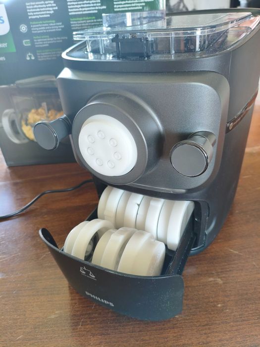 Машина за паста Philips HR 2665, 7000