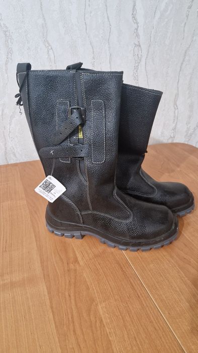 Продам сапоги рабочие