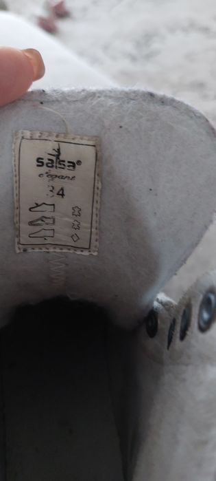 Продам коньки фигурные