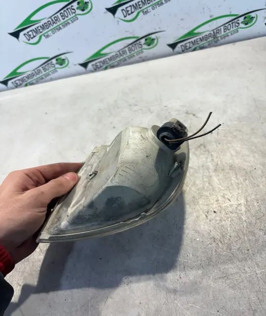 Lampa semnalizare fata stanga Volkswagen VW Polo 1998 1.0 MT (50 hp)