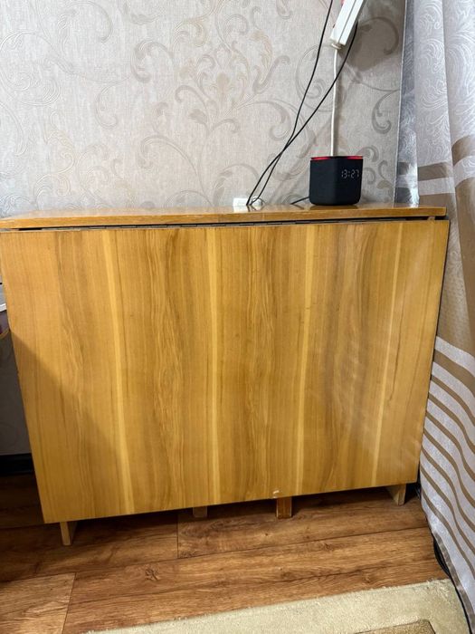 Раскладной стол удобный