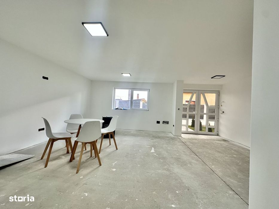 Casă individuală de vanzare  cu garaj și curte proprie – Hălchiu