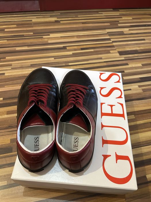 Продавам кецове Guess