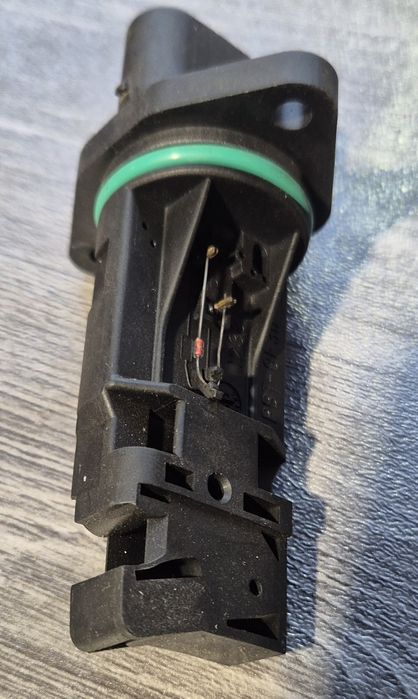 Дебитомер Бош мерцедес 2.2 цди 150кс