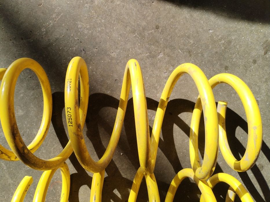 Спортни пружини за Mercedes W204 седан