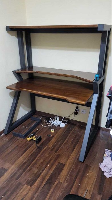 Компьютерный стол металл и дерево