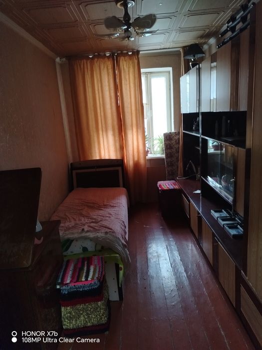 Срочно продаётся 2х комнатная квартира на 1м этаже через банк.