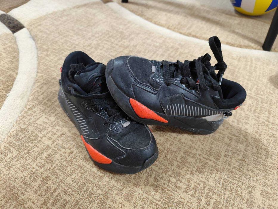 Пума, найк маратонки