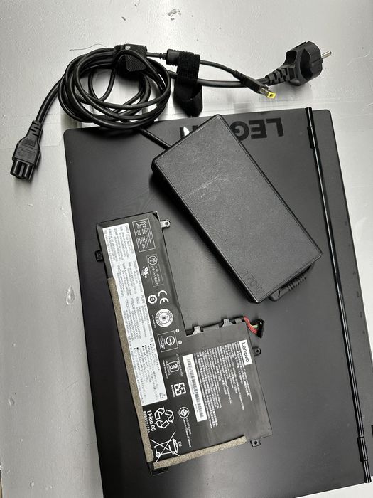 Dezmembrez laptop lenovo legion y530 baterie ram ddr4 hdd ssd