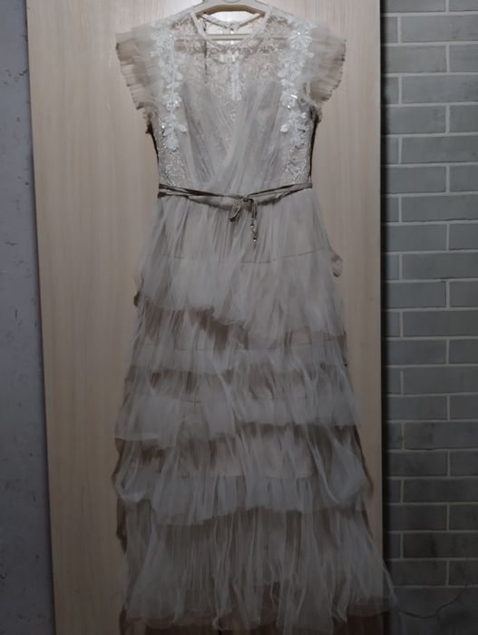 Платье  вечернее.