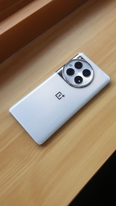 Обмен OnePlus 12 12/256