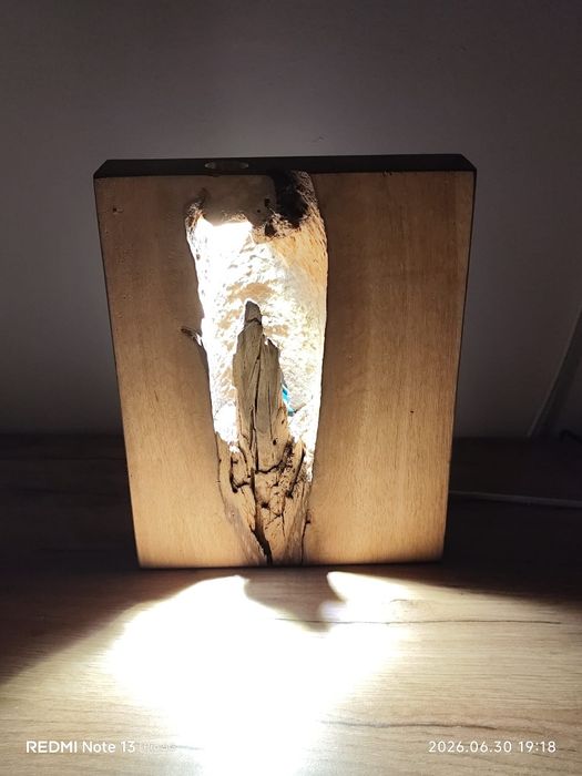 Lampa lucrata manual
