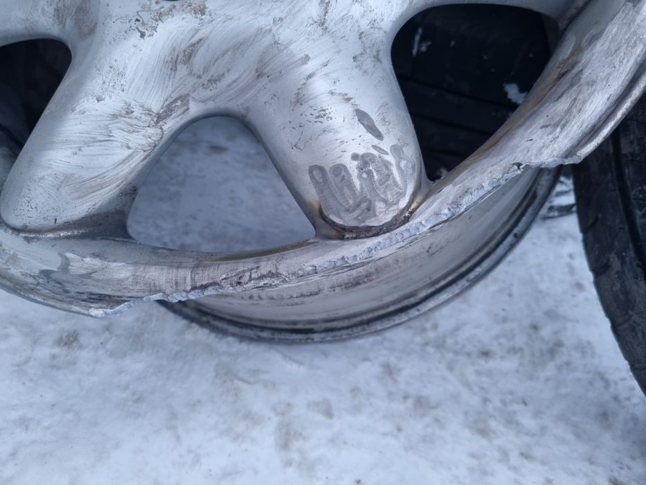 Диски с резиной на мерседес r16