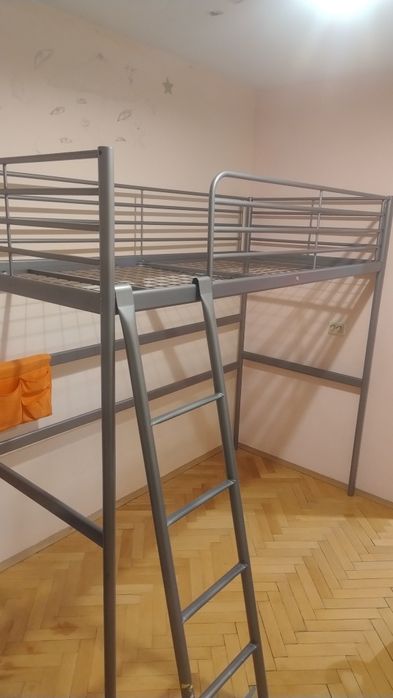 Двуетажно легло от Икеа