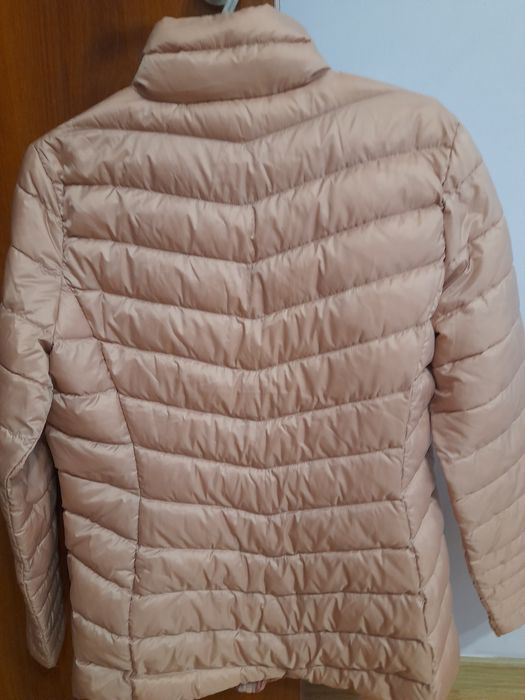 Разпродавам нови дамски кожени и зимни якета .