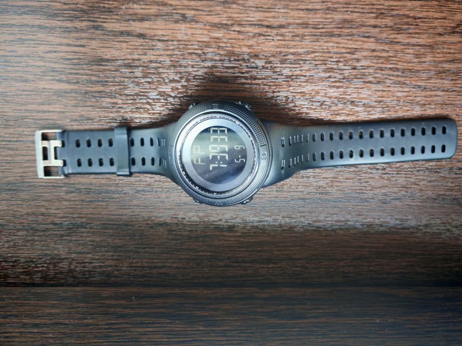 Ceasuri digitale noi