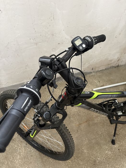 Vând Bicicletă Mountain Bike Rockrider ST 500