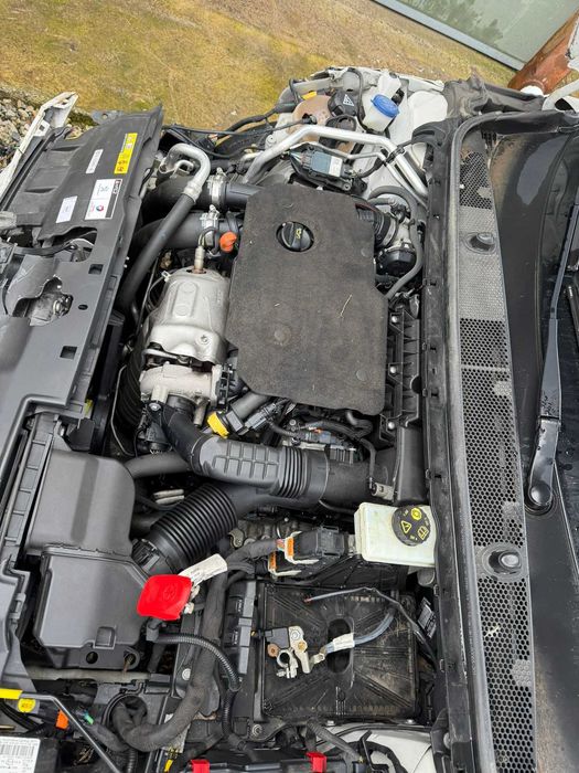 Dezmembrez Peugeot 308 1.5 HDI 130 CP cutie de viteze automata 2018