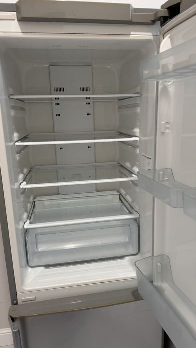 Продается холодильник