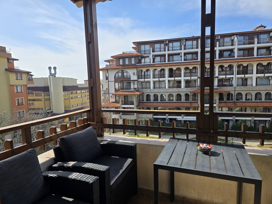 Продава се Тристаен апартамент в Свети Влас - 100 кв.м за 1173 €/кв.м - Снимка #13