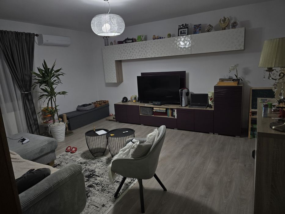 Vând apartament 2 camere Gavana 3
