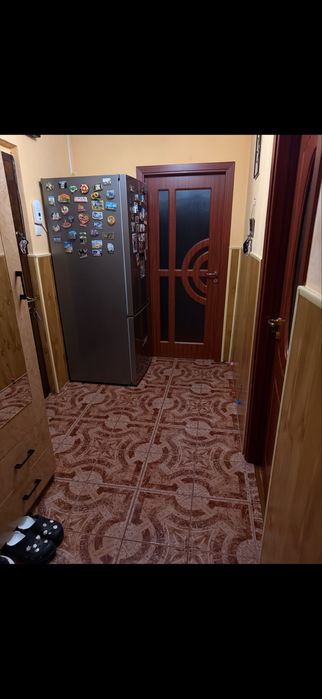 Apartament 2 camere etaj 3/3 suprafata utila 54 mp zona Penny Oituz