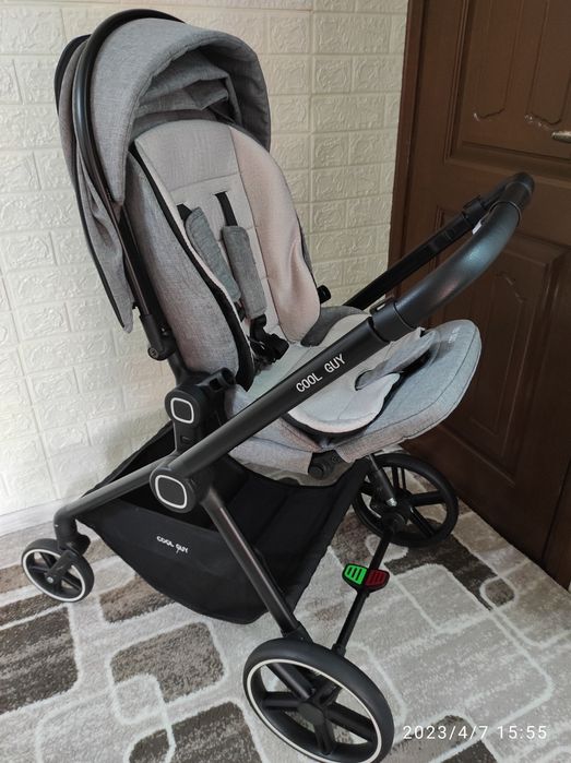 Продам коляску COOL GUY
