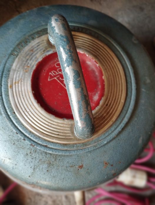 Пылесос продам уралец