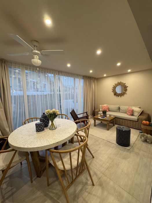 Vila Spatioada cu Mansarda 3 camere Cosmopolis