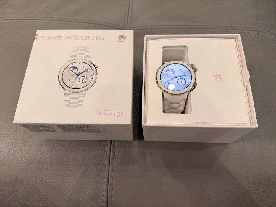 Huawei Watch GT 3 Pro, Gold Bezel White Ceramic Case, 43 mm