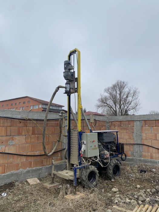 FORAJE PUȚURI APĂ 40-100m / Pompa de caldură/ Denisipari