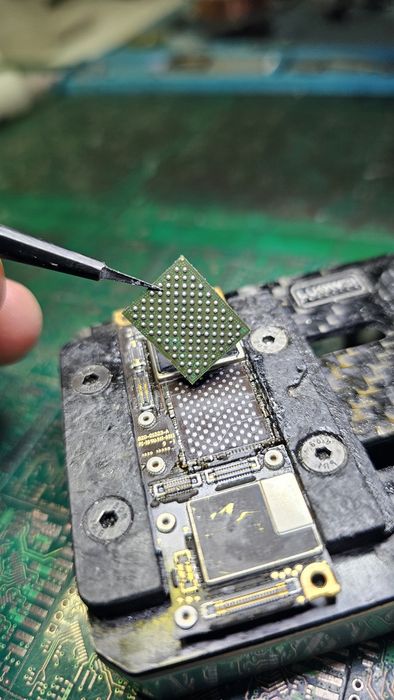 Ремонт телефонов ноутбуков