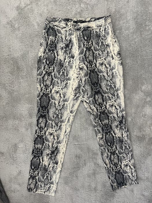 Pantaloni stofa Snake Print Zara