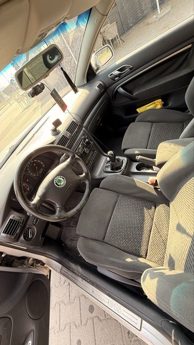 Skoda superb 1 an 2003