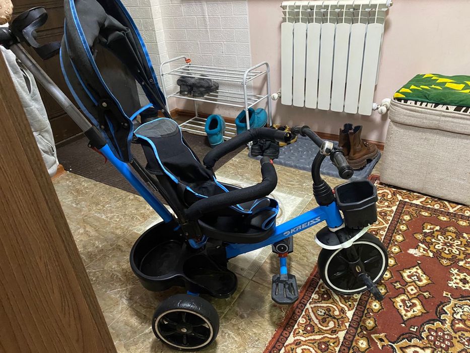 Детская коляска
