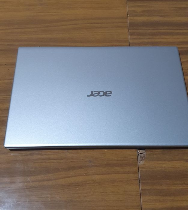 Notebook Acer i5 Aspire 3.