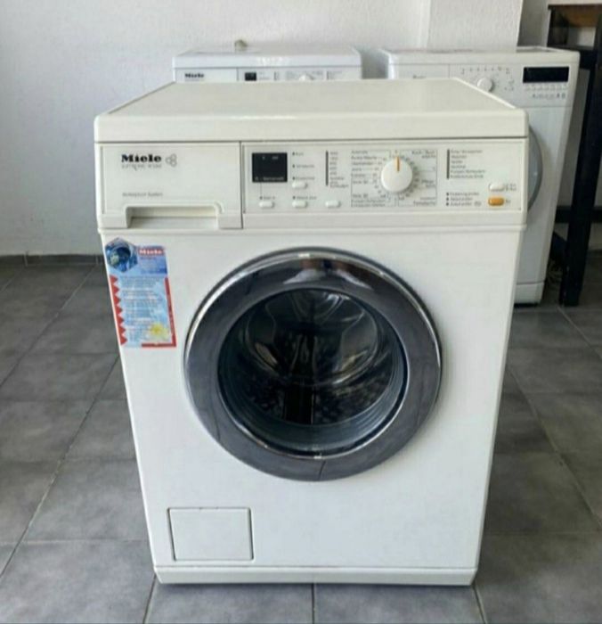 LICHIDARE DE STOC.  Masina de spalat Miele  import Germania.  Wcb 12644.