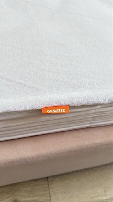 Продам кровать с матрасом