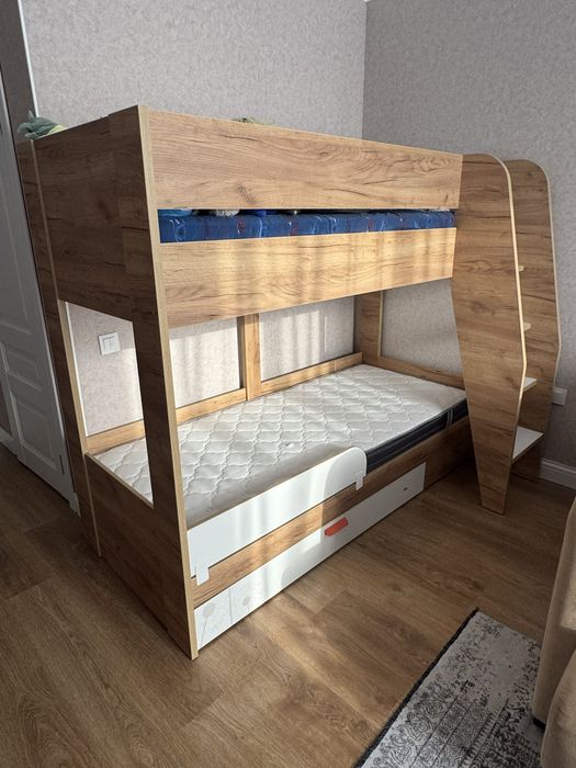 Кровать двухярусная детская