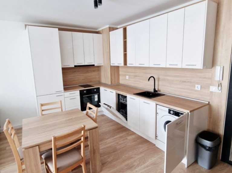 Дава се под наем Двустаен апартамент в София, Младост 3 - 65 кв.м за 726.75 € - Снимка #2