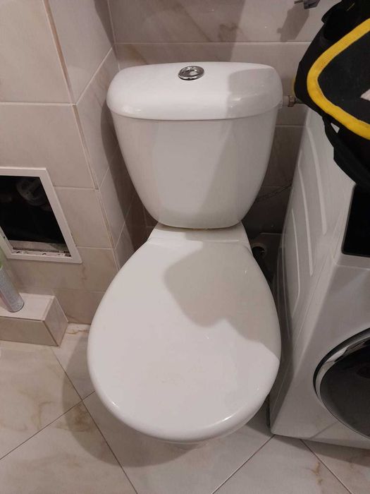 Унитаз для санузла