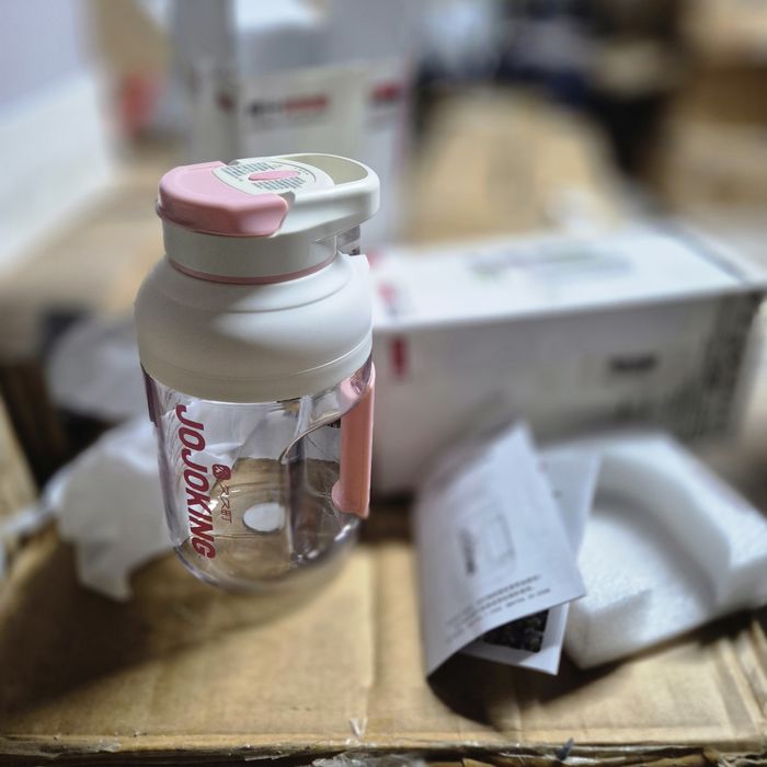 Голяма 1.5л.Преносима бутилка блендер за суми ,сокове, шейкове и други