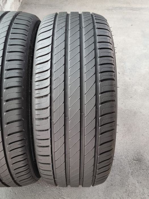 "Dot 24/25" 215/55/17 Kleber 2Броя: 150€ 6.7мм като нови!