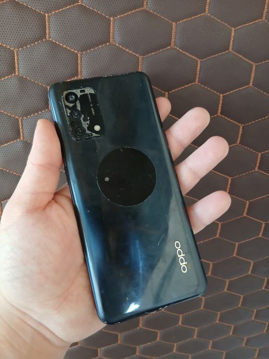 В продаже Oppo A74.