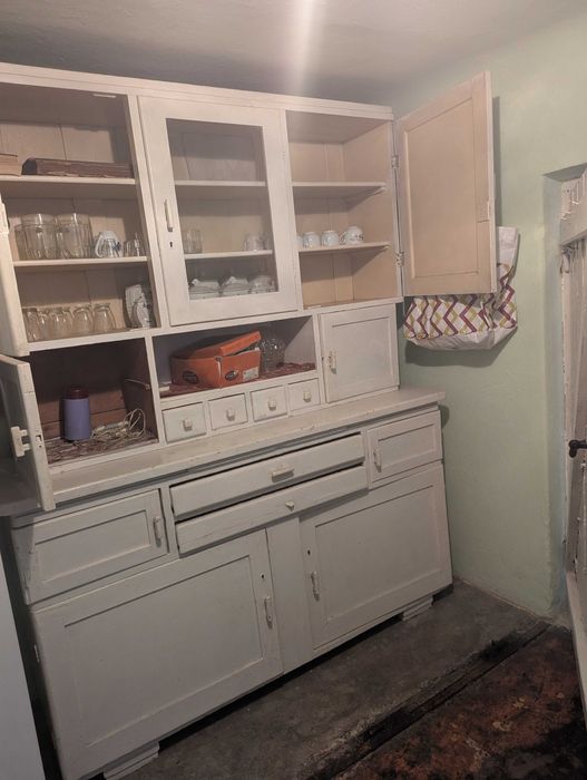 Mobila vintage bucatarie, lemn masiv, termen limuta 5 zile