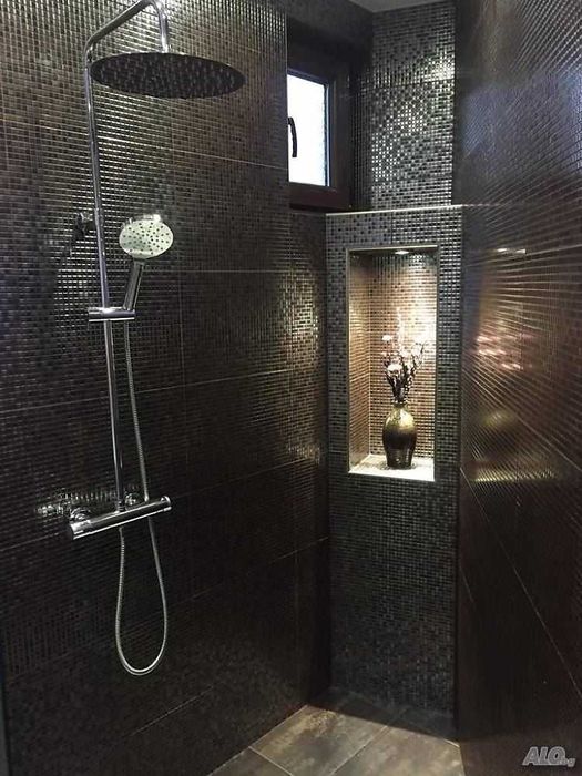 Тристаен в Център