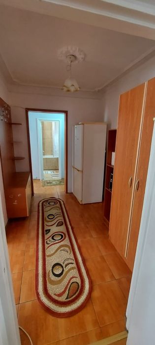 Închiriez apartament 2 camere