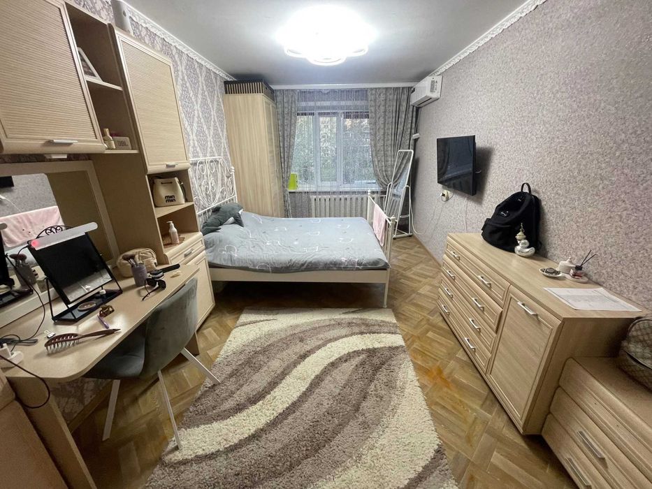 2-ка на 3м этаже 9 мкрн квартиры