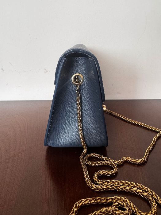 Furla Metropolis като нова